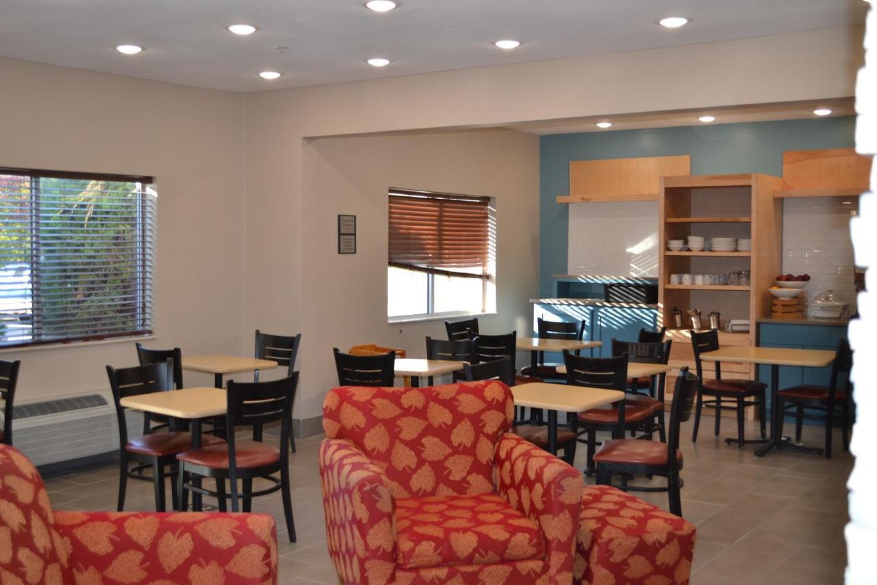 Country Inn & Suites By Radisson, Fairview Heights, Il Zewnętrze zdjęcie